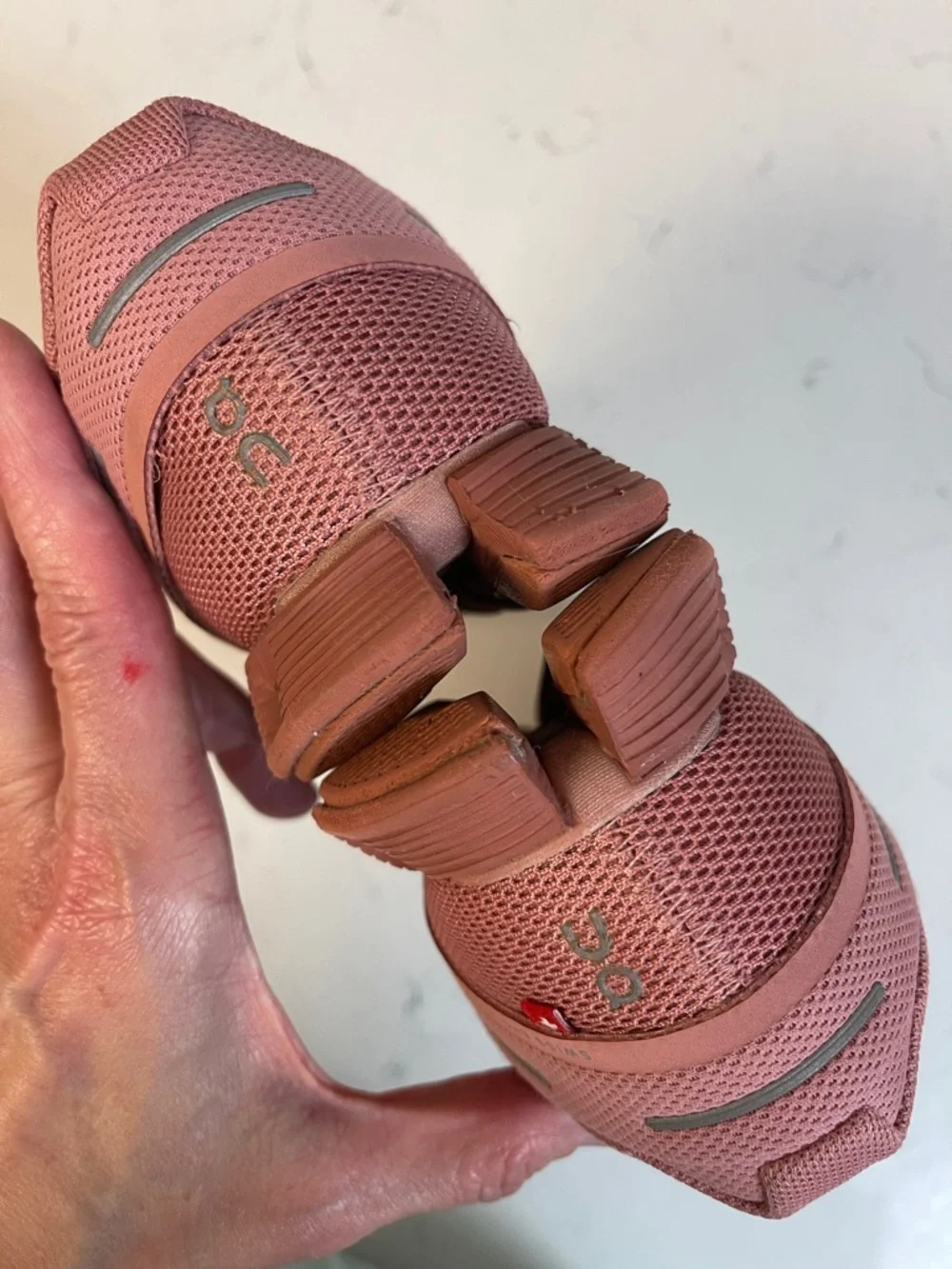 Shoes Running ON Cloud Monochrome Women’s Size 6.5 - Picture 6 of 17